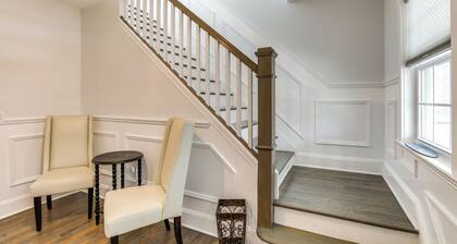 Long Branch Getaway - Walk to Beaches & Dining!