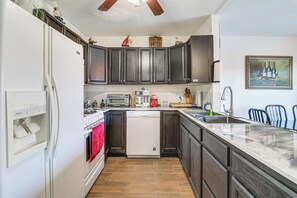 บ้านพัก (3 Bedrooms) | ภายใน