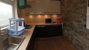 2 bedrooms, free WiFi