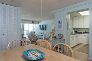 Dining - Oceanfront Building With Great Ocean and Bay Views (Ocean City)