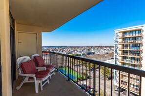 Property grounds - Oceanfront Building With Great Ocean and Bay Views (Ocean City)