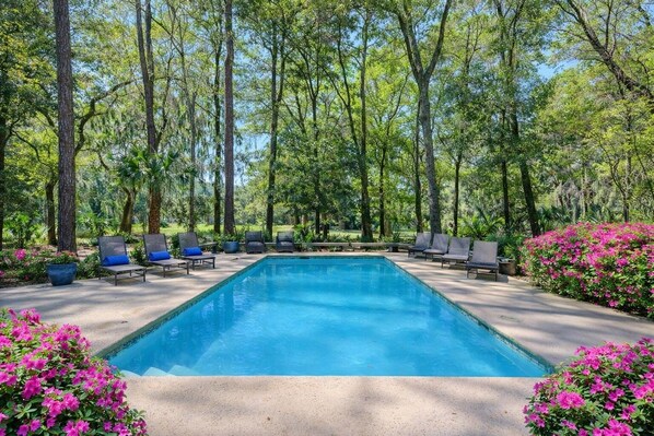 Pool - 11 Salem Road - New to Rental Market and Great Spring and Summer Pricing! (Hilton Head Island)