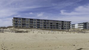 Exterior - Enjoy this Oceanview Gem (Ocean City)