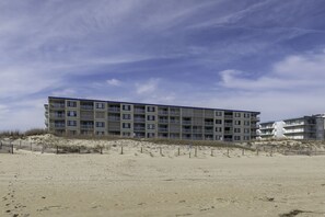 Exterior - Enjoy this Oceanview Gem (Ocean City)