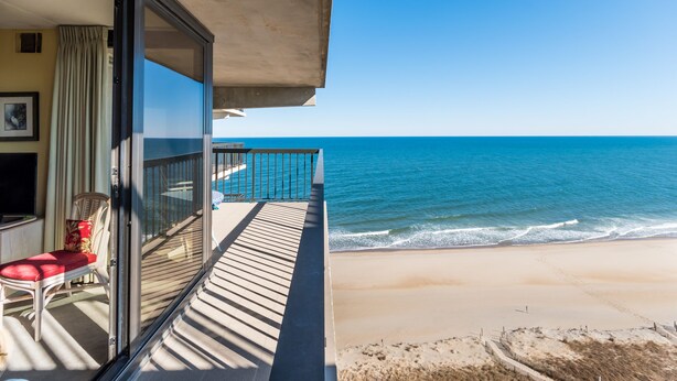 Property grounds - Ocean City's Premiere Building (Ocean City)
