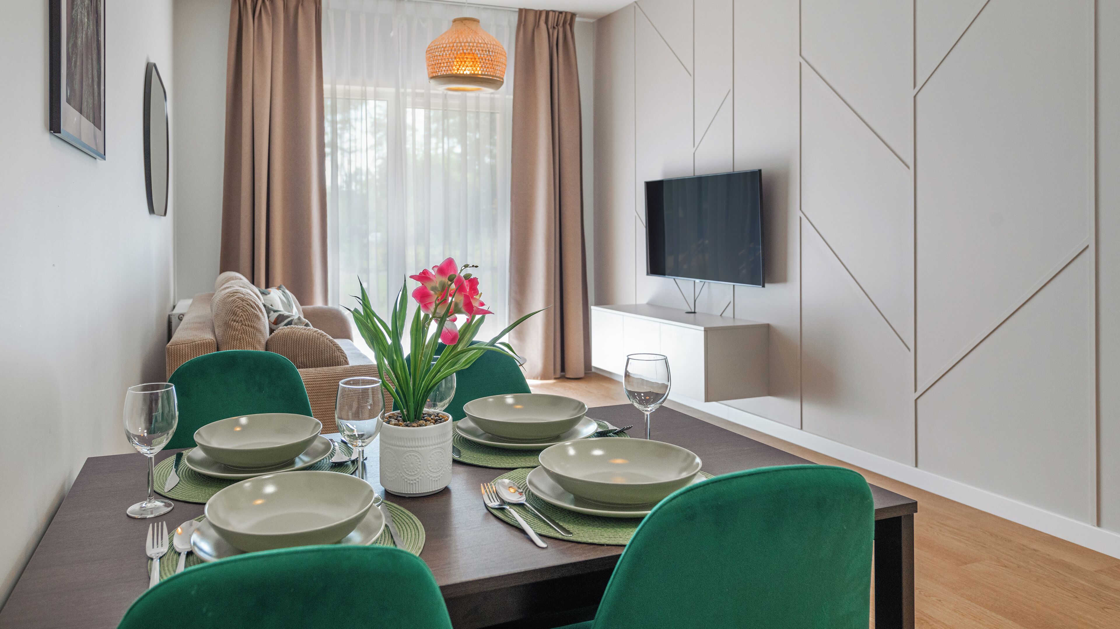 Apartment (B 06) | Essbereich im Zimmer