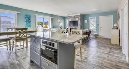 3 Bedroom Pet Friendly Single Family Home