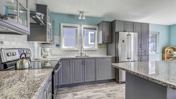 Fridge, microwave, coffee/tea maker, toaster