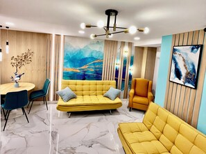 Luxury Apartment, Multiple Beds, Patio | Living room | Smart TV, Netflix, streaming services - TresColores  (Alicante)