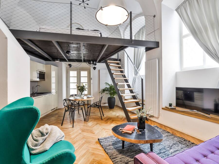 Comfort Loft | Soundproofing, iron/ironing board, free WiFi, bed sheets