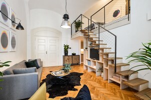 Loft design | Quartos à prova de som, ferros/tábuas de passar roupa, Wi-Fi de cortesia