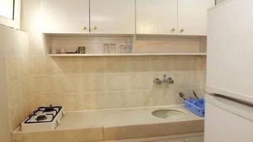 经典公寓, 露台, 花园景观 | 1 多间卧室、办公桌、笔记本电脑工作区、免费 WiFi