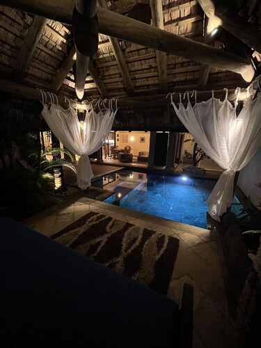 Villa de Charme Tropicale Située à 500 m de la Plage de Pereybère