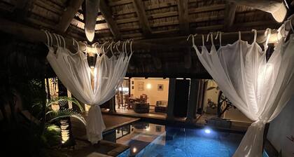 Villa de Charme Tropicale Située à 500 m de la Plage de Pereybère