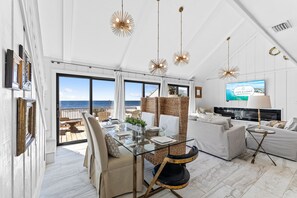 Televisión, chimenea