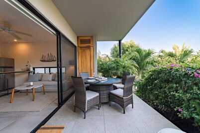 Modern condo in cetral location