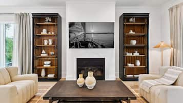 TV, fireplace, offices