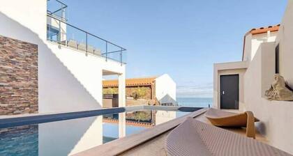 villa canadells vue mer panoramique avec piscine chauffée et spa privés