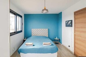 4 chambres, fer et planche Ă repasser, Wi-Fi, draps fournis