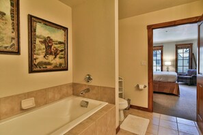 Hair dryer, towels - Main Street Station Peak 9 Condo: Downtown Breck (Breckenridge)