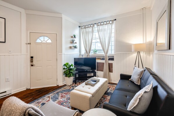 Téléviseur, bureau