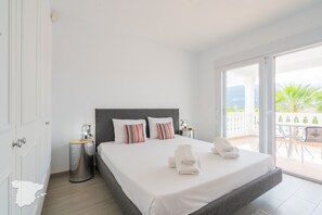 4 bedrooms, free WiFi, bed sheets