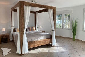 3 chambres, fer et planche à repasser, Wi-Fi gratuit, draps fournis