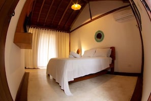 Executive Suite | 2 bedrooms, free WiFi, bed sheets - Thai Pousada (Ubatuba)
