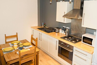 2 Bedroom Apartment Warrington