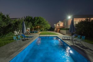Outdoor pool - The Green Beauty (Rhodes)