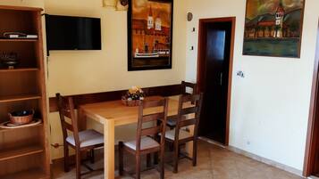 Apartment (Ante - 60m from the sea - A2(2+2)) | Dining