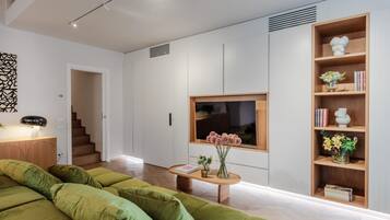 3 bedrooms