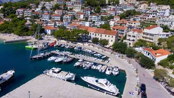 Apartment (Hope - 30m to the sea & seaview - R3() | Exterior