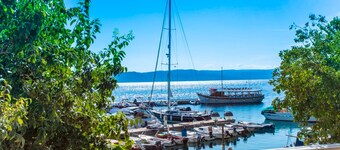 Hope - 30m to the sea & Seaview - R3