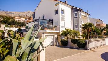 Apartment (Anka - with open jacuzzi - R3(2)) | Exterior