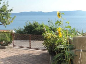 Apartment (Maza - with seaview & parking - R2(2)) | View from room