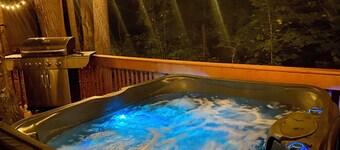 Secluded Modern A-frame in Shenandoah Valley