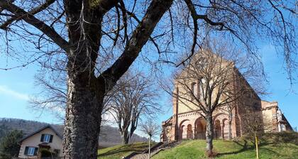Am Fusse die Vogesen, eine Ferienwohnung in einem traditionellen Dorfhaus.