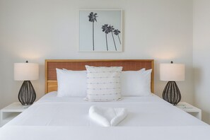 Family Penthouse | In-room safe, individually furnished, desk, laptop workspace - South Point Hotel  (Oistins)