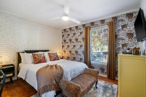 3 bedrooms, desk, WiFi, bed sheets - Central Gardens Midtown FirePit10mins to Beale St (Memphis)