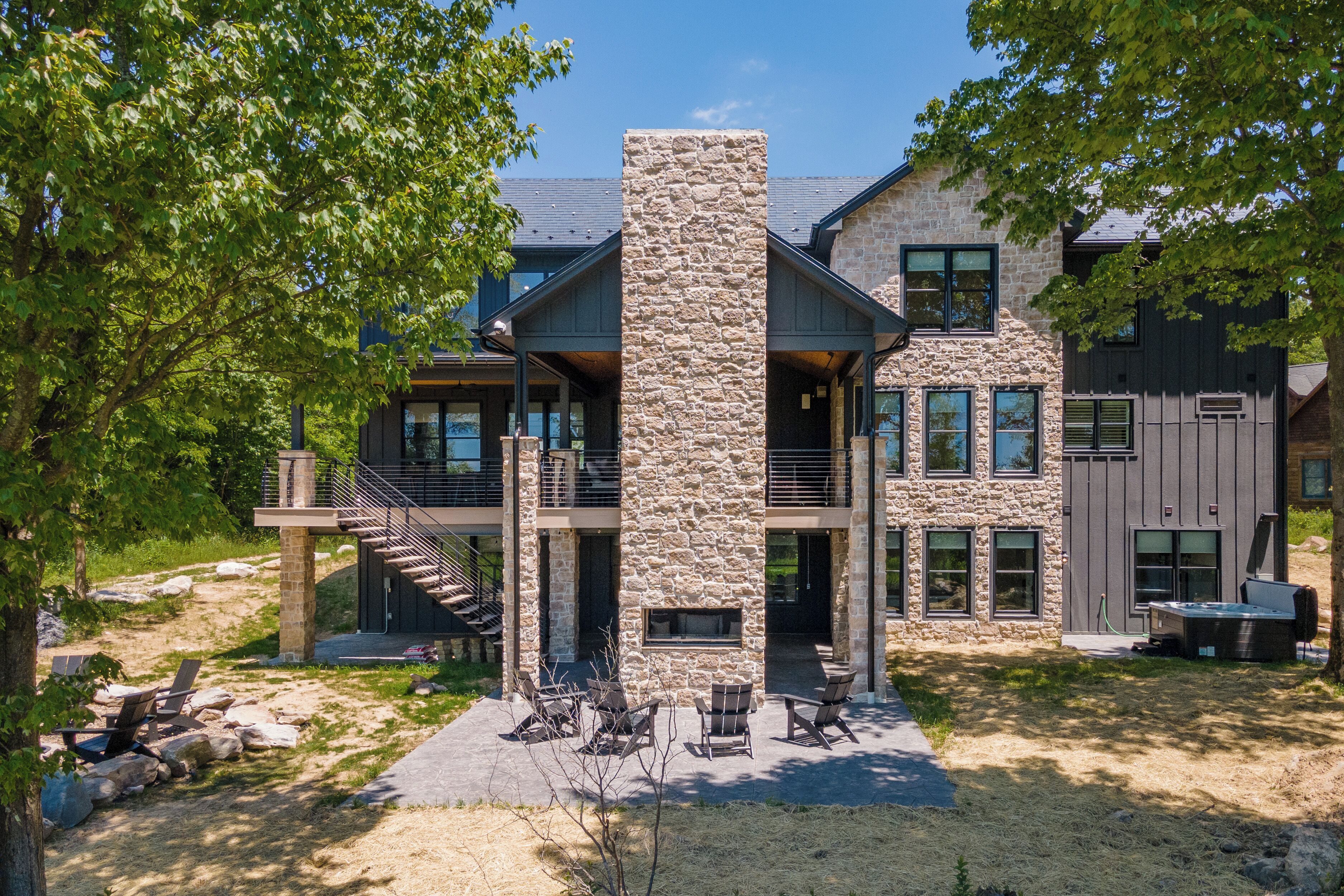 New! Heaven On Seven: Lake Area, Hot Tub, Fire Pit!