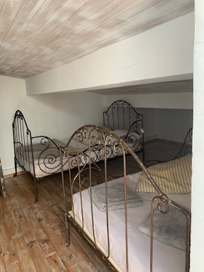 3 Schlafzimmer, Bügeleisen/Bügelbrett, WLAN, Bettwäsche