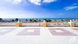 الإطلالة من المنشأة