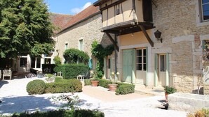 Exterior - La Dominotte (Demigny)