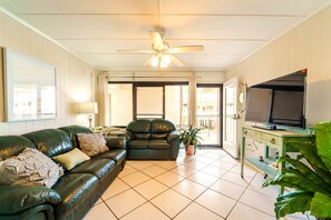 Living area - Radiant Sands: Lux 1-bedroom condo with WiFi, AC in Charming Ocean City (Ocean City)