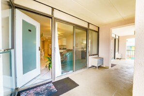 Interior - Radiant Sands: Lux 1-bedroom condo with WiFi, AC in Charming Ocean City (Ocean City)