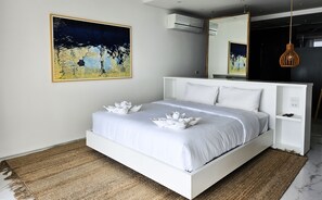 3 chambres, fer et planche à repasser, Wi-Fi, draps fournis
