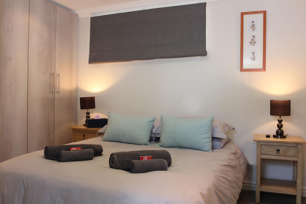 Luxe cottage | 1 slaapkamer, luxe beddengoed, bedden met traagschuimmatras
