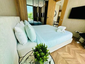 Deluxe Apartment, Non Smoking, Terrace | 1 bedroom, individually furnished, iron/ironing board, free WiFi - Stay'Inn - Anfa Flores (Casablanca)