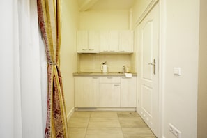Habitació Deluxe | 1 dormitori, caixa forta a l'habitació i decoració individual